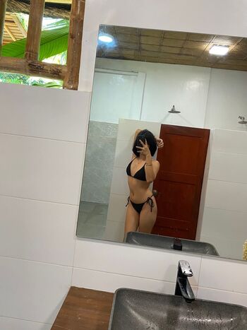 Mae Lazarito