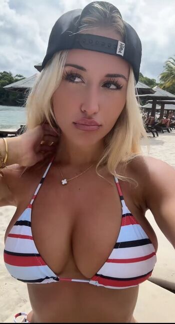 Full leaked Mailiholtx private onlyfans photo