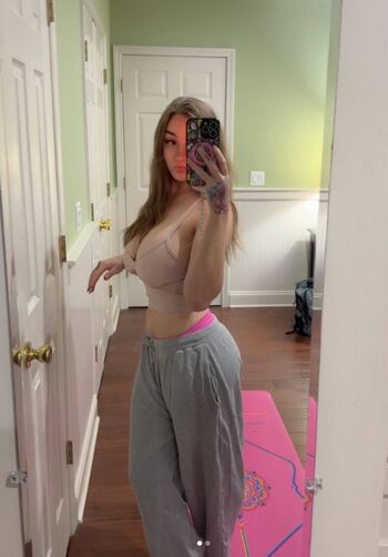 Full leaked Makingmaggie private onlyfans photo