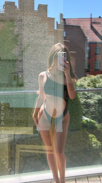 Full leaked Malousophie private onlyfans photo