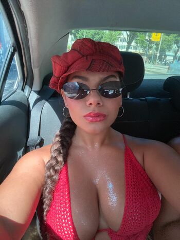 Maria Clara Chaves