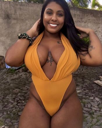 Marinna Julia