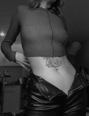 Full leaked Medovaya baba private onlyfans photo