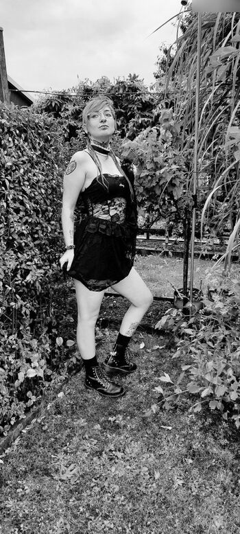 Full leaked Mein style private onlyfans photo