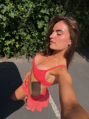 Full leaked Mia green private onlyfans photo