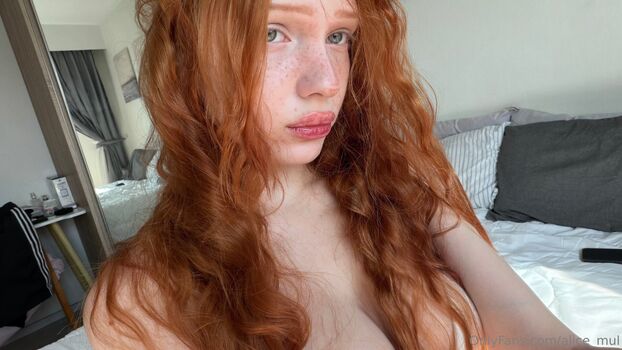 Mia Lady