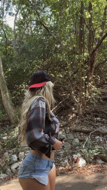 Full leaked Mikayla demaiter private onlyfans photo
