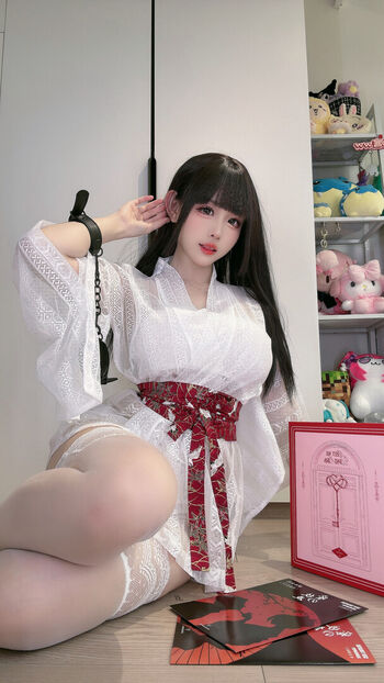 Mikomikoww