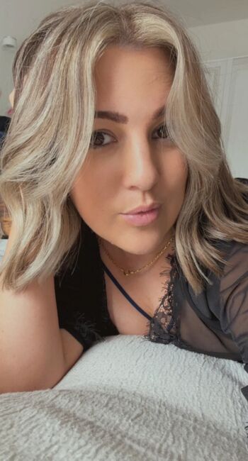 MsBelleWarick
