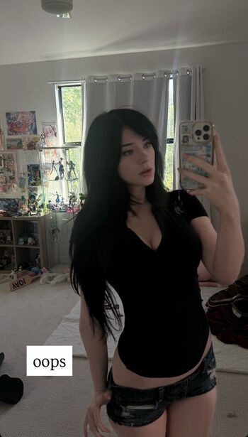 Full leaked Nicopokie private onlyfans photo