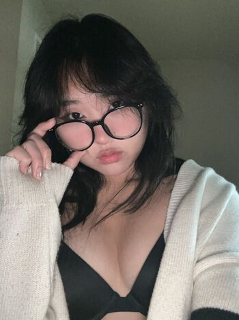 Full leaked Offbrandtea private onlyfans photo
