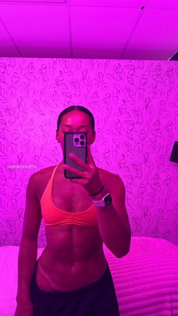 Full leaked Olivia jewel private onlyfans photo
