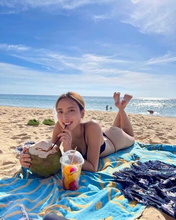 Full leaked Oliviakkm private onlyfans photo