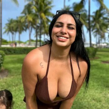 Olívia Bethel