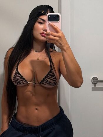 Full leaked Paulinacruz private onlyfans photo