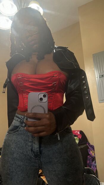 Full leaked Pretty yunique private onlyfans photo