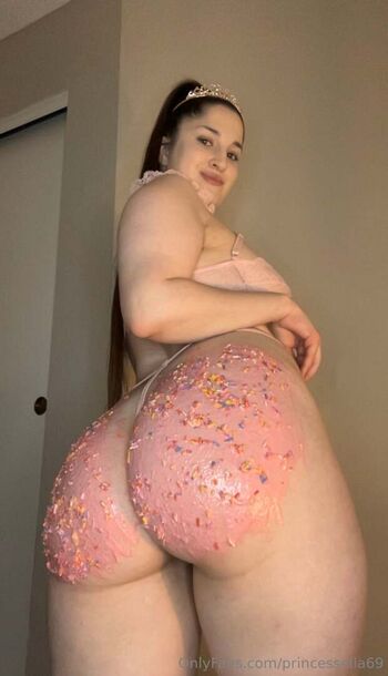 princessella69_