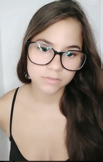 &Quot;Quem É Essa&Quot; Pesquise Nomes Aqui.