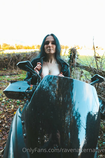 Full leaked Raven alternative private onlyfans photo