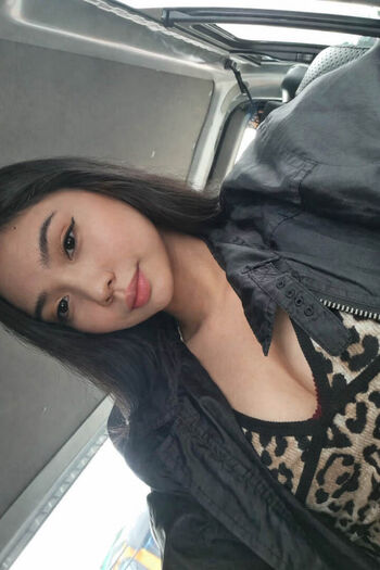 Rhioenna Lim