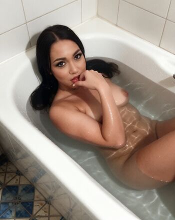 Roxanne Perez