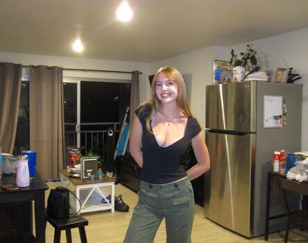 Sarah Hilton