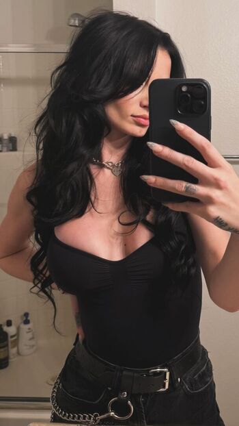 Saraya Bevis