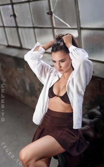 Full leaked Serinaydinlik private onlyfans photo