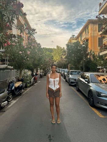 sevdaliza