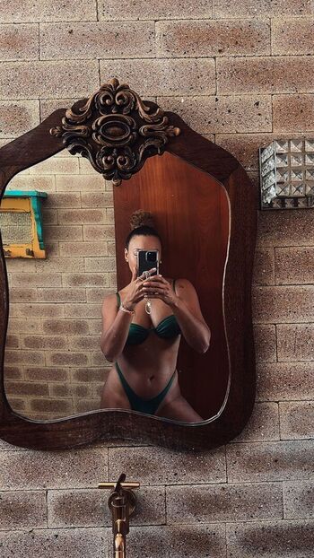 Sheron Menezes