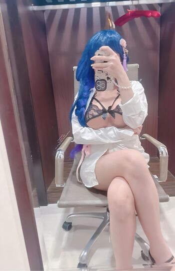 Full leaked Shiroi private onlyfans photo