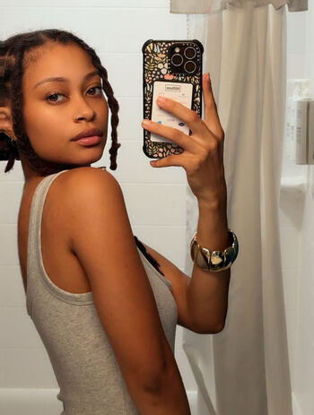 simplyparisb