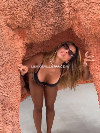Full leaked Solaledz private onlyfans photo
