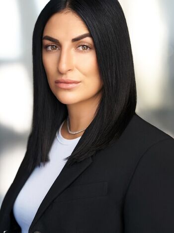 Sonya Deville