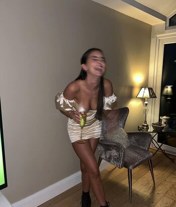Full leaked Sophie clifford private onlyfans photo