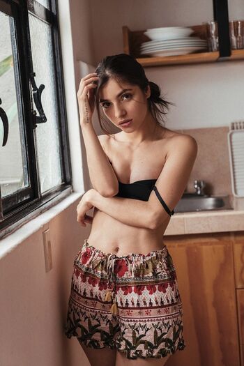 Stef Valencia