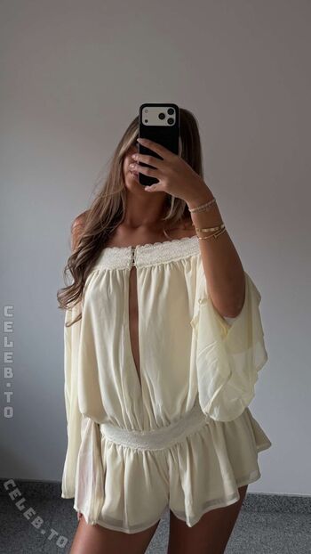 Full leaked Sydney ramolla private onlyfans photo