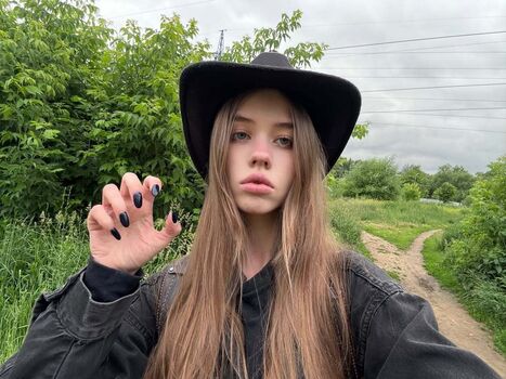 Full leaked Missingvivian/ private onlyfans photo
