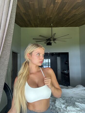 theblondebarbiexo555