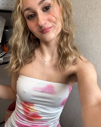 Full leaked Theyluv pey private onlyfans photo