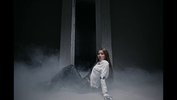 tiny.pretty.j