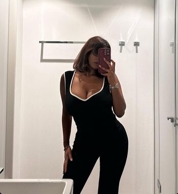 Full leaked Tiziana private onlyfans photo