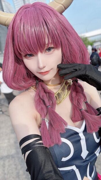 Full leaked Tsukunetsukimi private onlyfans photo