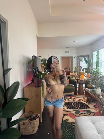 uluvzellavip