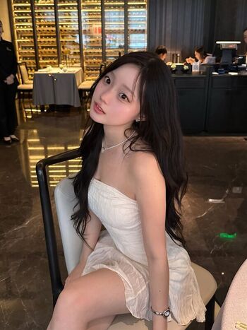 Full leaked Unaunayuuna private onlyfans photo