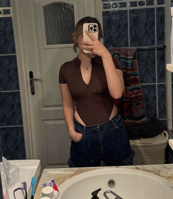 Full leaked Db/v private onlyfans photo