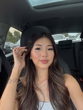 Vivian Marie Wong