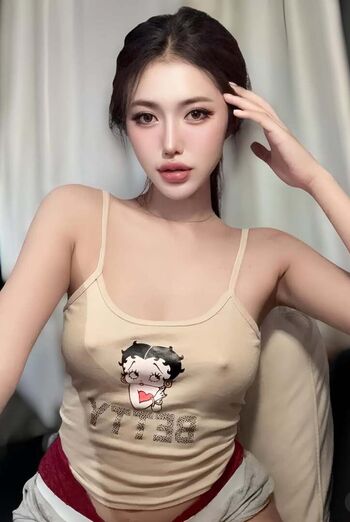 Full leaked Waifucute private onlyfans photo