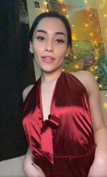Full leaked Nafa urbach/ private onlyfans photo