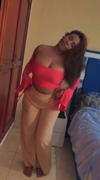 Full leaked Amourangels/ private onlyfans photo
